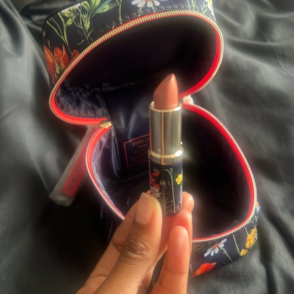 Blue Floral Estée Lauder Makeup bag included with lipstick & Lip balm - Picture 3 of 4